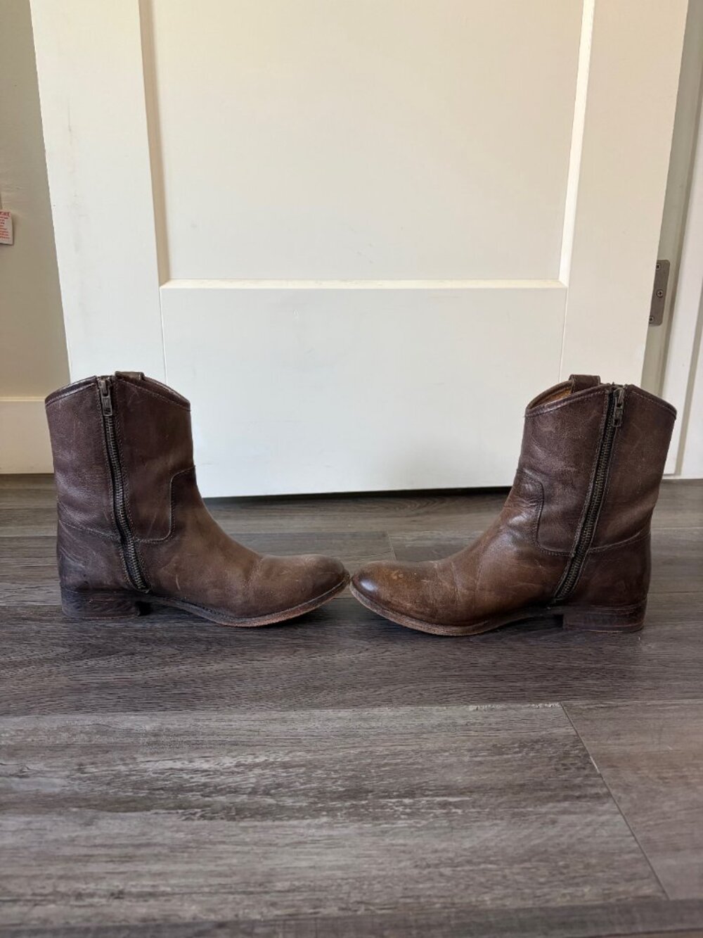 FRYE Melissa Button Short Brown Leather Boots Women’s 9 Style 3477908 - Picture 9 of 9